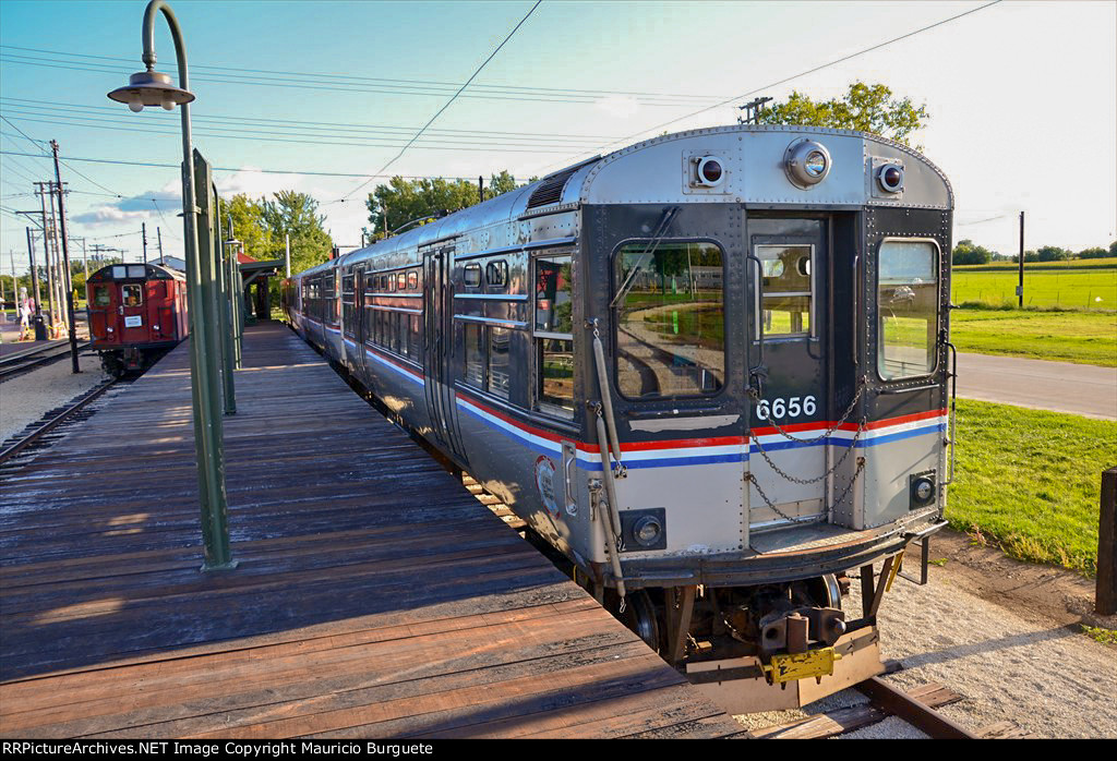 Chicago Transit Authority Rapid Transit Car